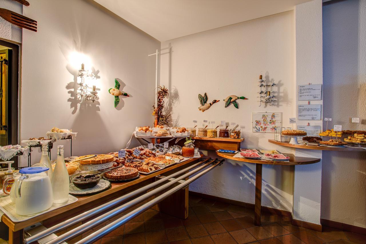 Ancora Hotel & Residence Cattolica Buitenkant foto